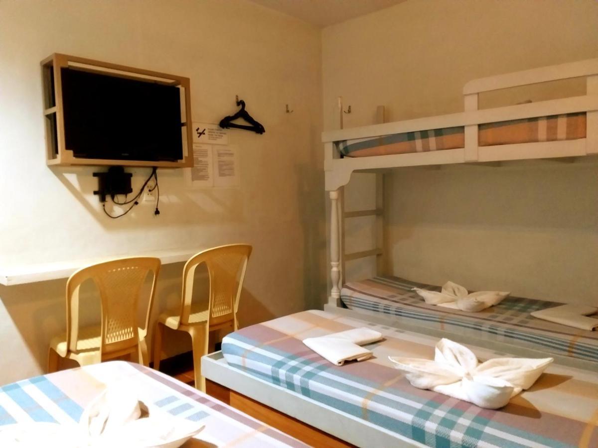 Sola Eleganza Apartelle 케손시티 외부 사진